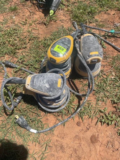 H - DeWalt random orbit palm sanders