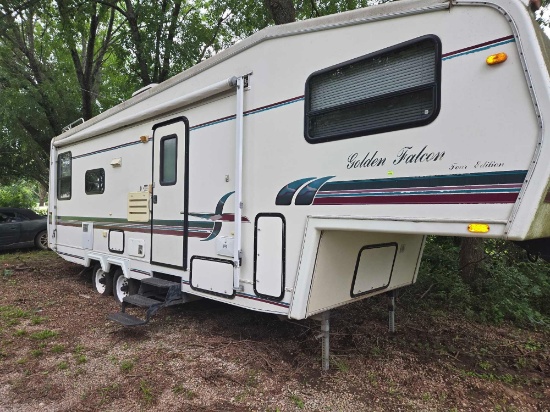 1997 Golden Falcon Tour Edition, M-27 RLG Model, 29 Ft X 8 Ft. 5th Wheel Travel Trailer. Self
