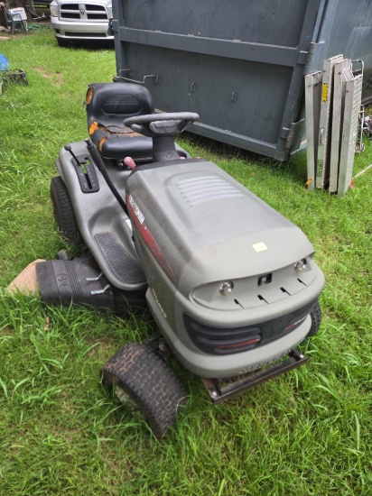 Craftsman LT 2000 Riding Mower. Briggs and Stratton Intek, 22 OHV Engine. We Heard it Run . Needs