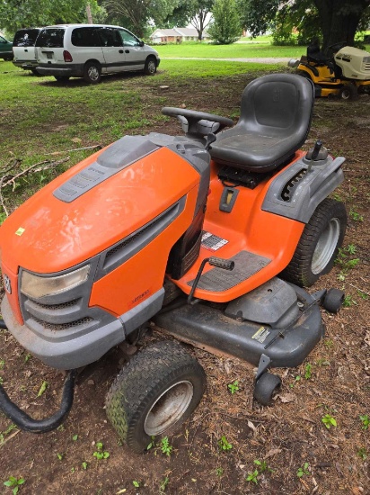 Husqvarna LGT2654 Riding Mower. 725 CC, 26 HP, Intek V-Twin Engine. Needs Battery and Fuel Pump. Did