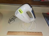 West Bend, Multi Speed Mixer. Kitchen Appliances.