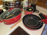 7 Piece Set of Rachel Ray Porcelain Cookware. 3 Skillets, 2 Pans, and 2 Lids. All one Money.