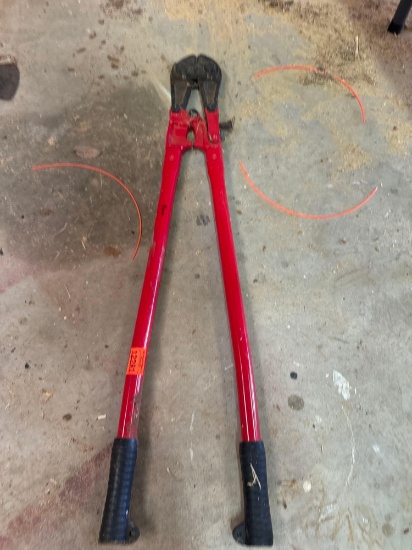 Bolt cutters