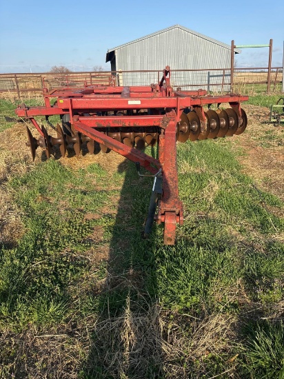 12 foot disc extra scrapers to go with it, miller brand.