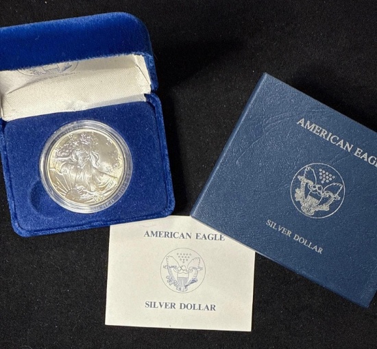1988 American Silver Eagle Uncirculated Coin $1 w/ Box and COA