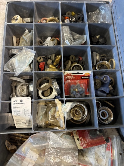 Various washers, brass fittings and various misc items