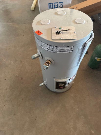 12 gallon electric water heater Must bring To load Unknown condition