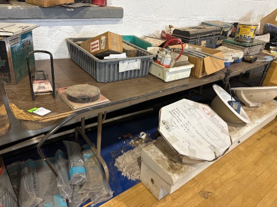 8 x 30 x 30 table Contents not included Mustbring help load