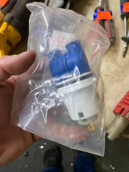 Delta cartridge