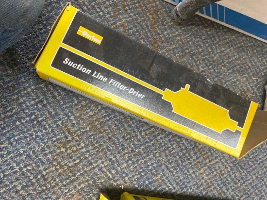 Suction line filter dryer