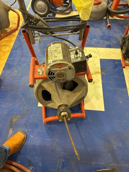 Ridgid K-400 drum drain cleaning machine Must bring help to load