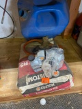 Two cycle oil, Blue can, level quick