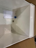 Utility sink