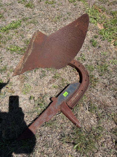 single plow Must bring help to load Condition unknown