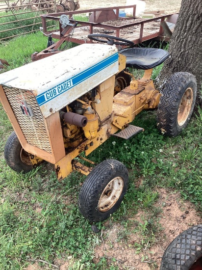 cub cadet riding lawnmower Must bring help to load