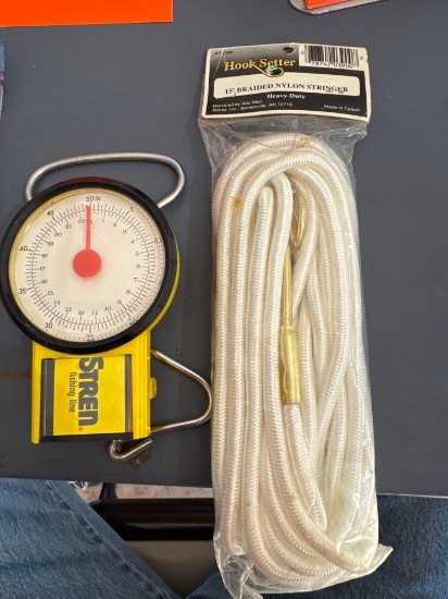 Fishing stringer and scale
