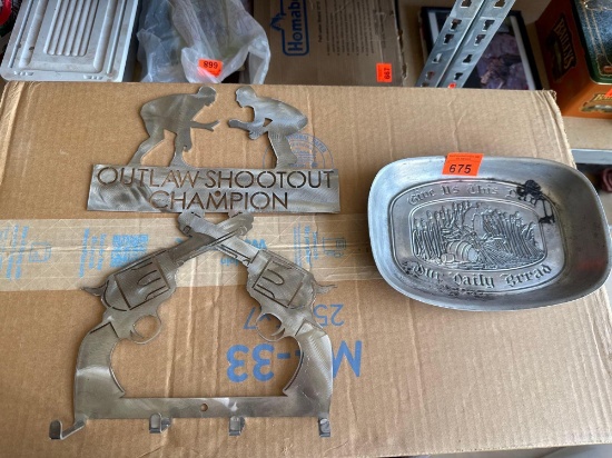 Outlaw shootout coat rack and metal decor plate