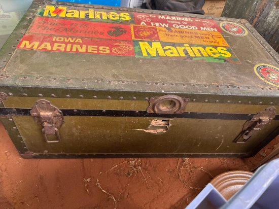Wood chest