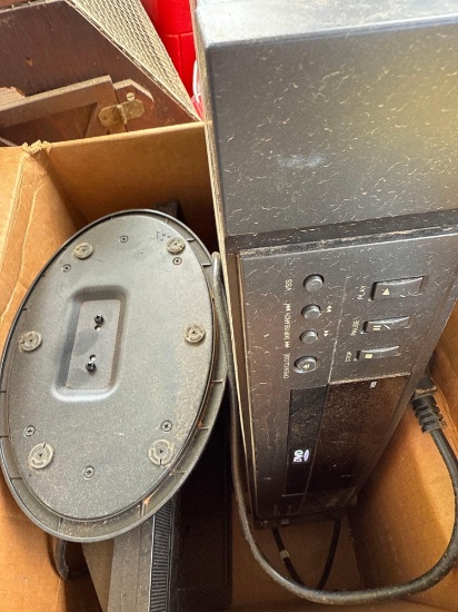 DVD player and screen