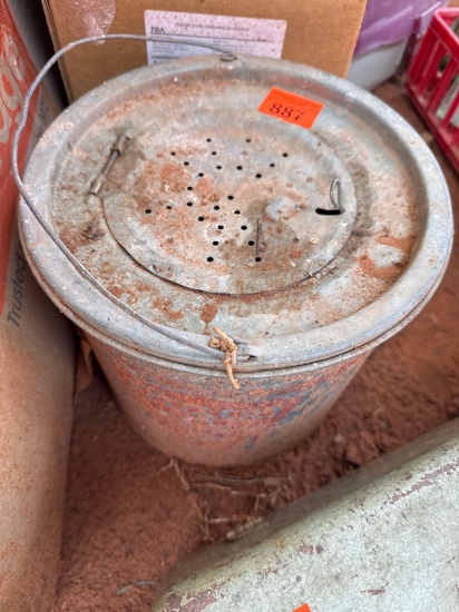 Minnow bucket