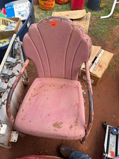 Vintage clam shell top chair