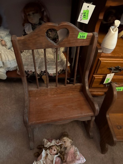 Wood doll chair