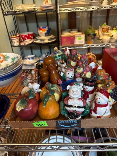 salt and pepper shakers