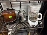 West Bend Fondue pot, 2 coffee pots