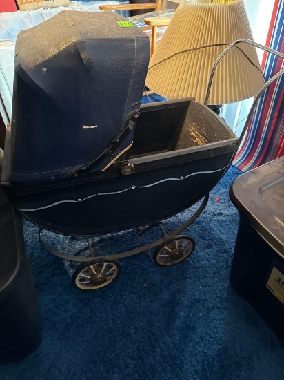 Vintage Doll carriage