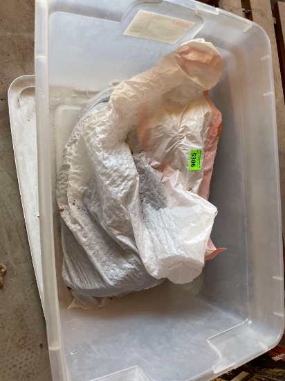 Storage tote with lots of belts