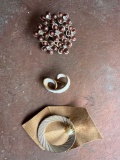 3 Vintage pins