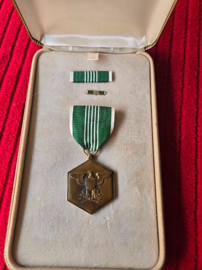 Vintage United States Army Commendation Medal with Ribbons in Original Case. Military Merit Award.