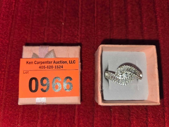 Ornate Silver Ring with Multiple Stones. Stamped 925. With Ring Box. 4 Grams Total Weight. Jewelry