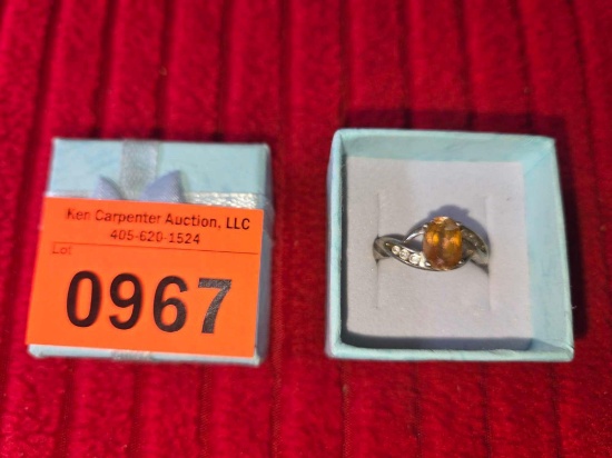 Vintage Silver Ring with Multiple Stones. Stamped 925. With Ring Box. 2 Grams Total Weight. Jewelry