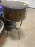 round end table
