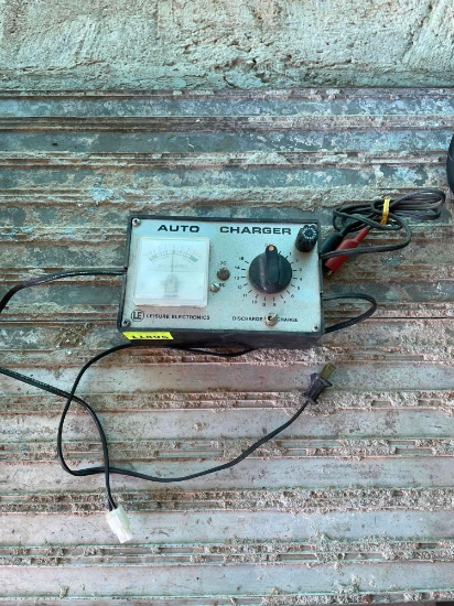 Auto charger