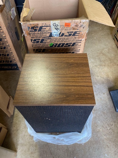 Bose 501 series IV measurements in photo Buyer must bring help to load
