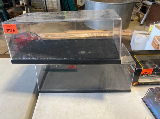 2 empty display case for Diecast cars