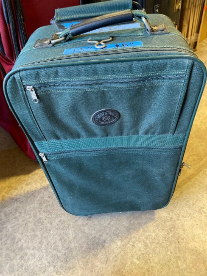 Two suitcases Measurements and photos