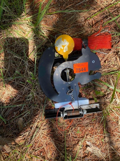 Craftsman chain saw in carrying case