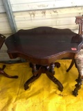 Antique table measurement in photos