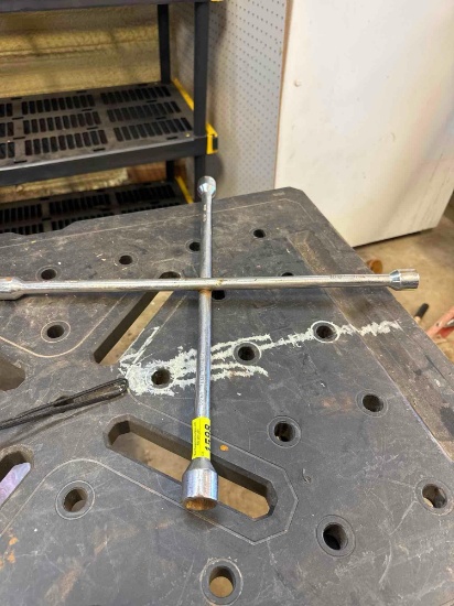 4 way lug wrench