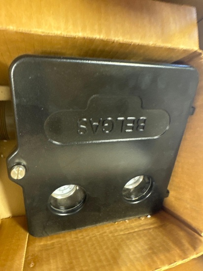 Liquid level controller