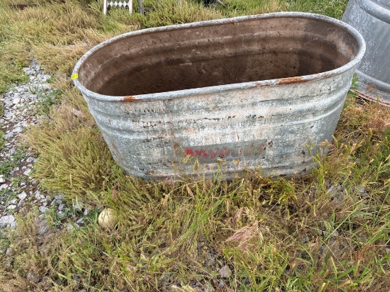 4 x 2 cattle water tank