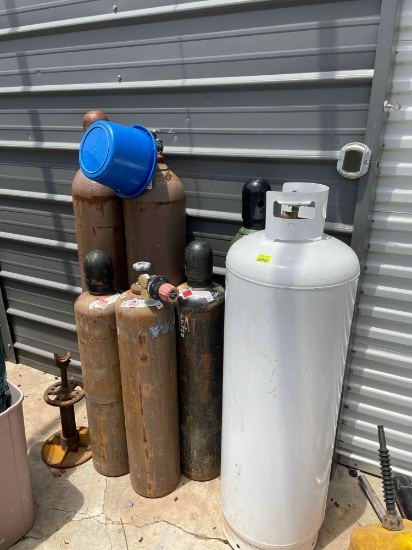 7 Tanks - some are oxygen/acetylene, oxygen, propane 7 times the money Buyer must bring help to load