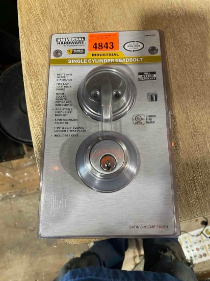 Dead bolt