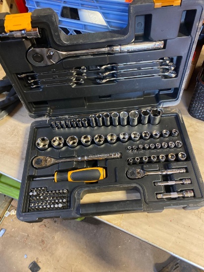 Gear wrench tool set