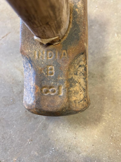 8pound hammer