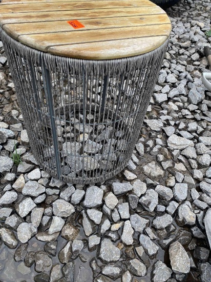 Plant stand