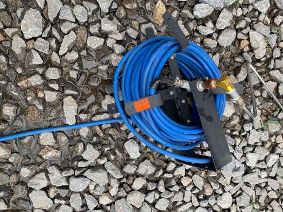 Hose reel with hose